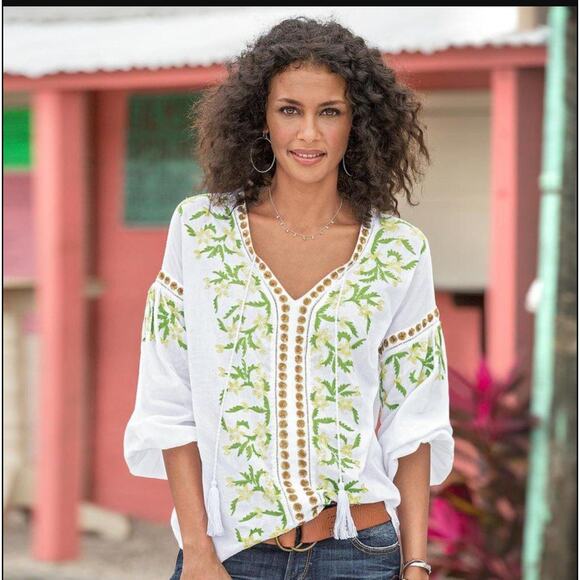 Sundance White Embroidered Sequin Boho Blouse Top Size Medium - Picture 2 of 10